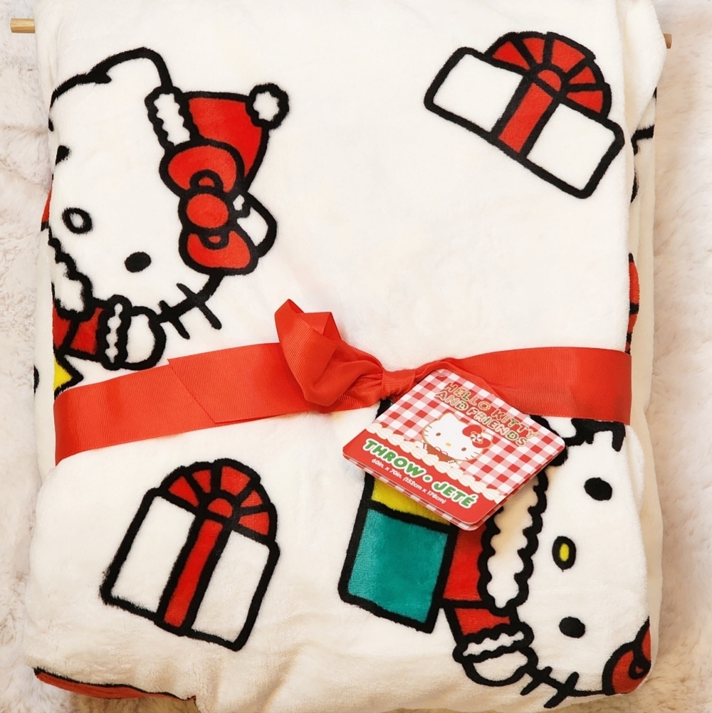 Hello Kitty Holiday Blanket